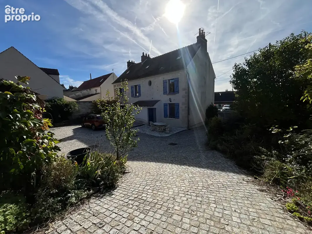 Photo Maison à Belle-Eglise au prix de 524 000€