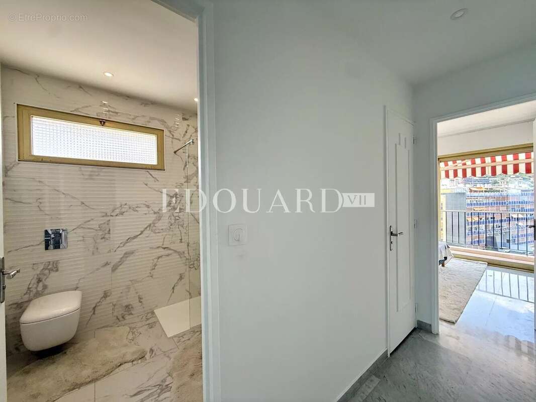 Appartement à ROQUEBRUNE-CAP-MARTIN