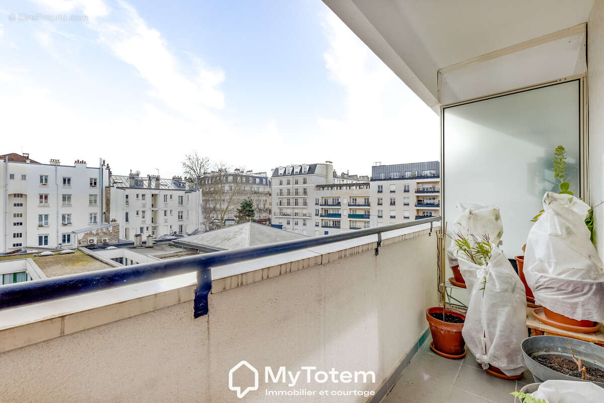 Appartement à ISSY-LES-MOULINEAUX