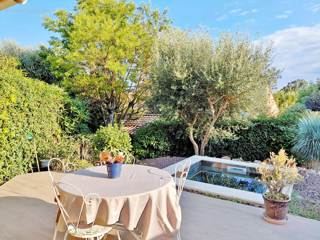 Maison à SAINT-RAPHAEL