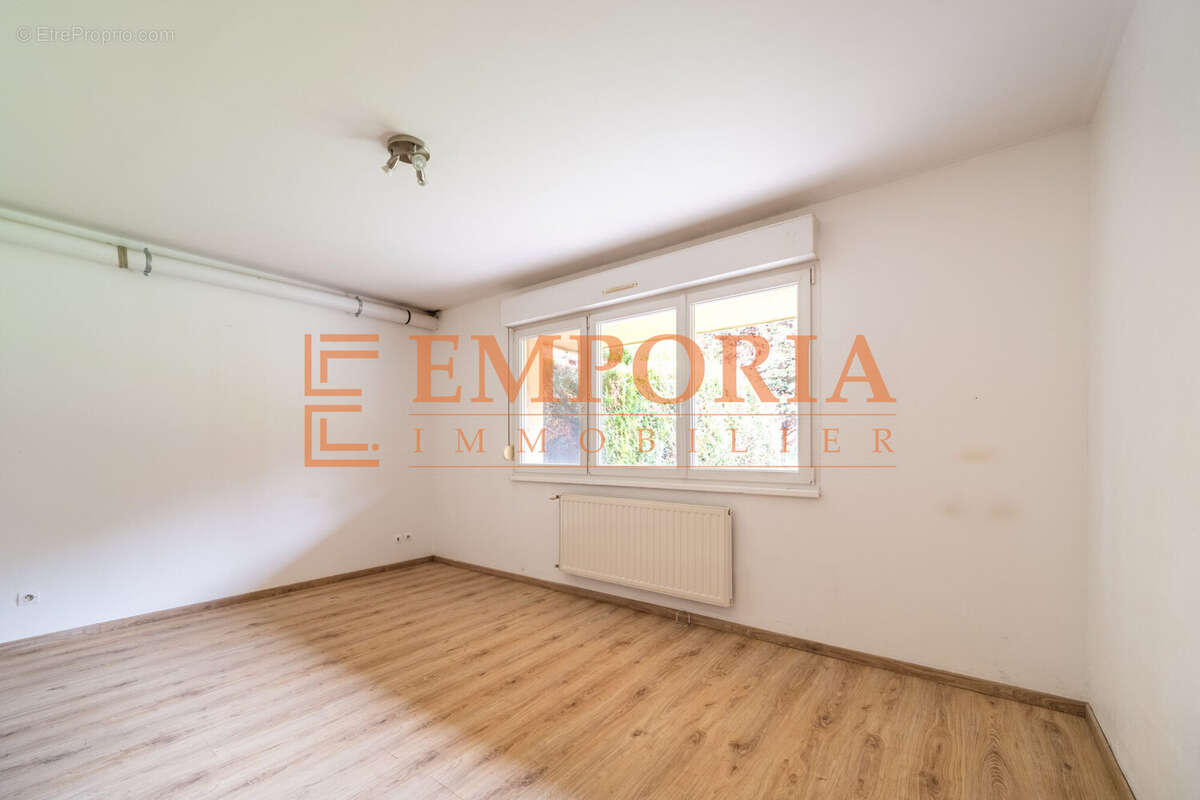 Appartement 89 m² à Altkirch  - photo 4