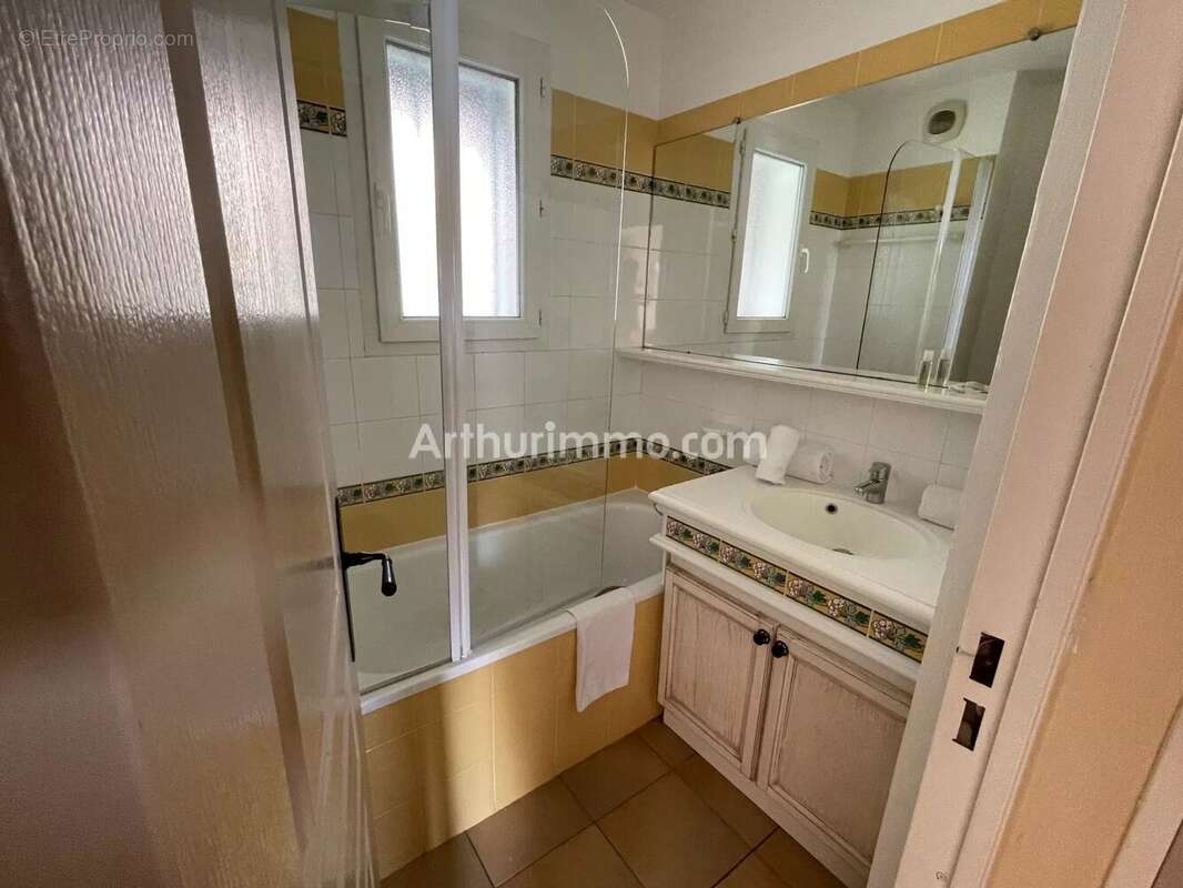 Appartement à GRIMAUD