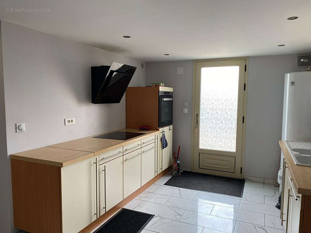 Maison à SAINT-BERAIN-SOUS-SANVIGNES