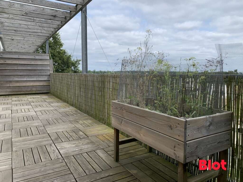 Appartement à VEZIN-LE-COQUET