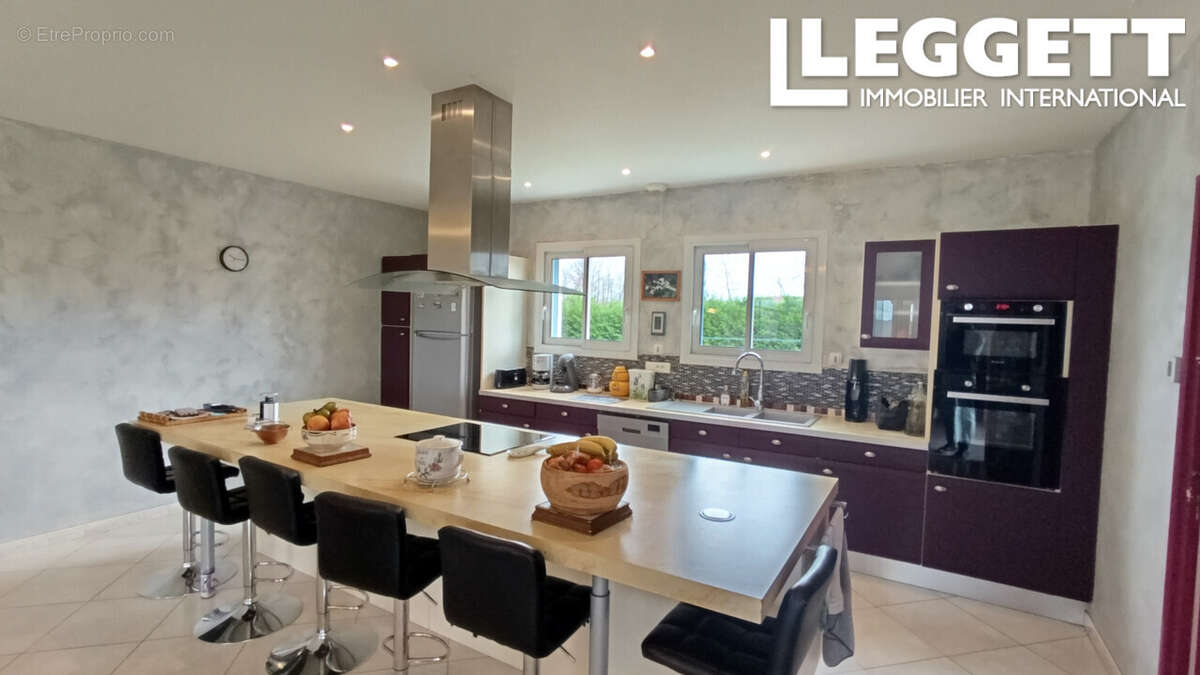 Maison à SAINT-AULAYE