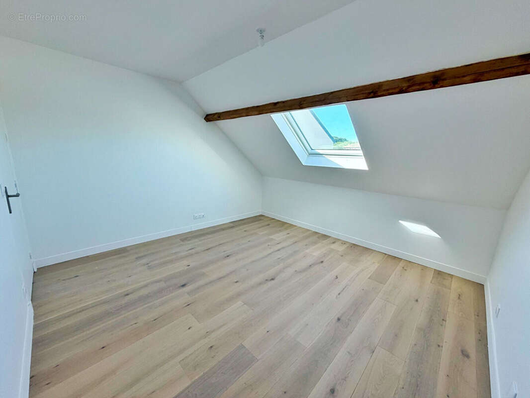 Appartement à NANTERRE