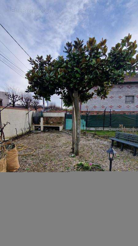 Maison à NEUILLY-SUR-MARNE