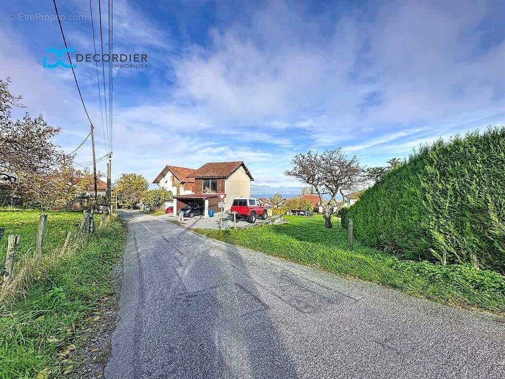 Terrain à PUBLIER