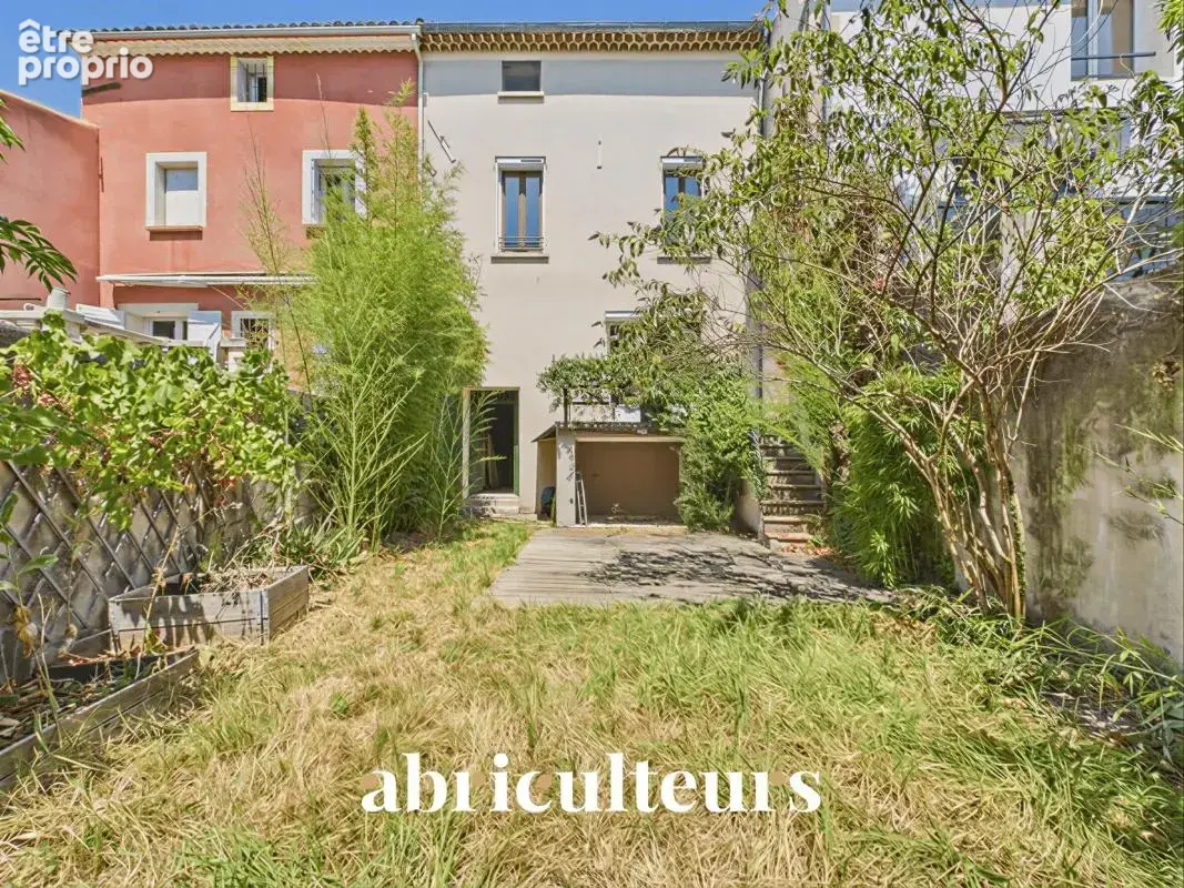 Maison à SAINT-CANNAT