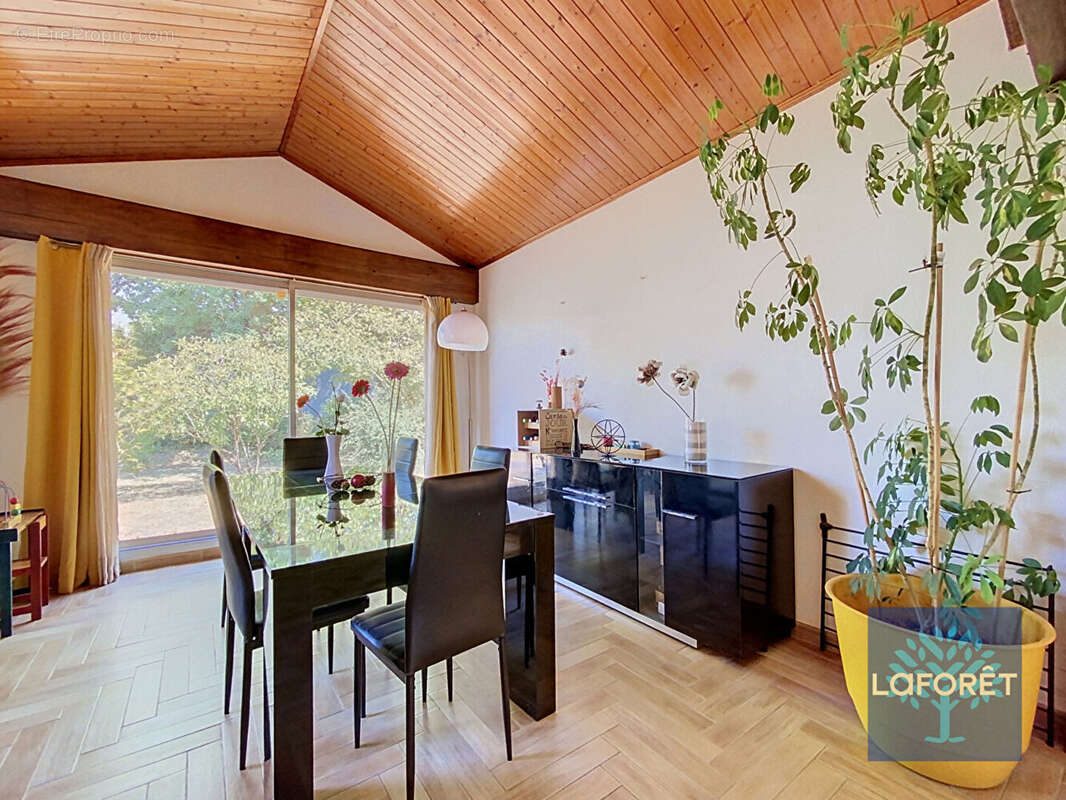 Maison Challans 4 chambres 138 m2 - photo 4