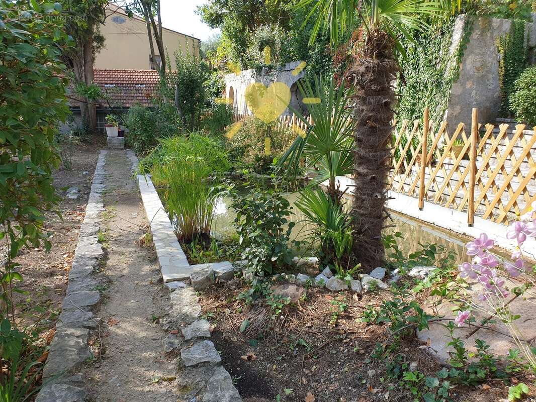 Bastide provencale renovee au calme accessible a pied du village - photo 13