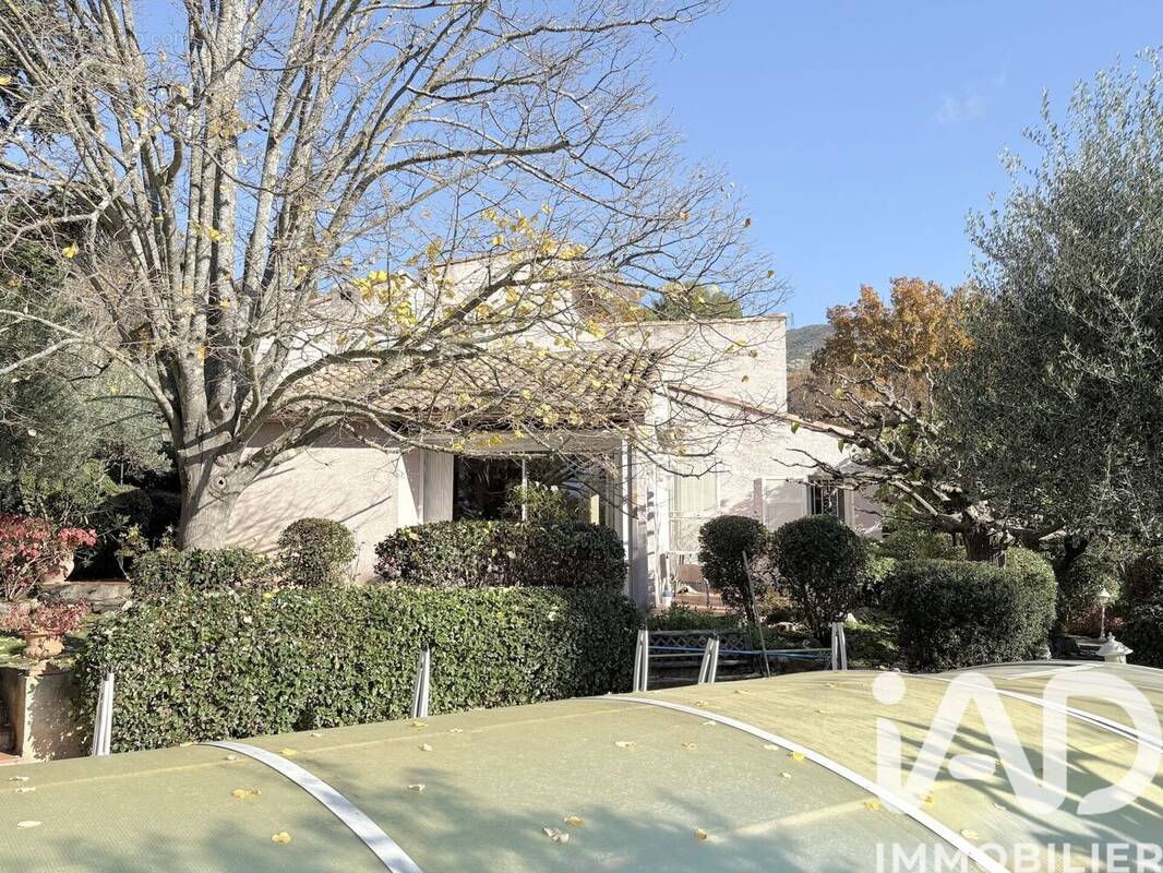 Photo 1 - Maison à GEMENOS