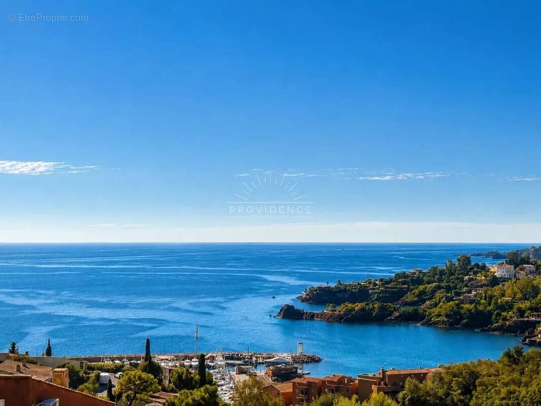Appartement à THEOULE-SUR-MER