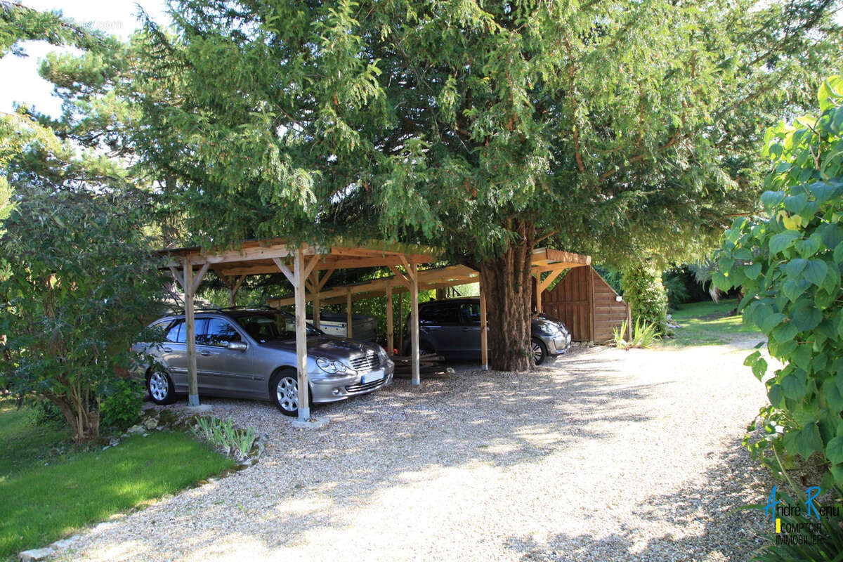 Maison à BARZAN