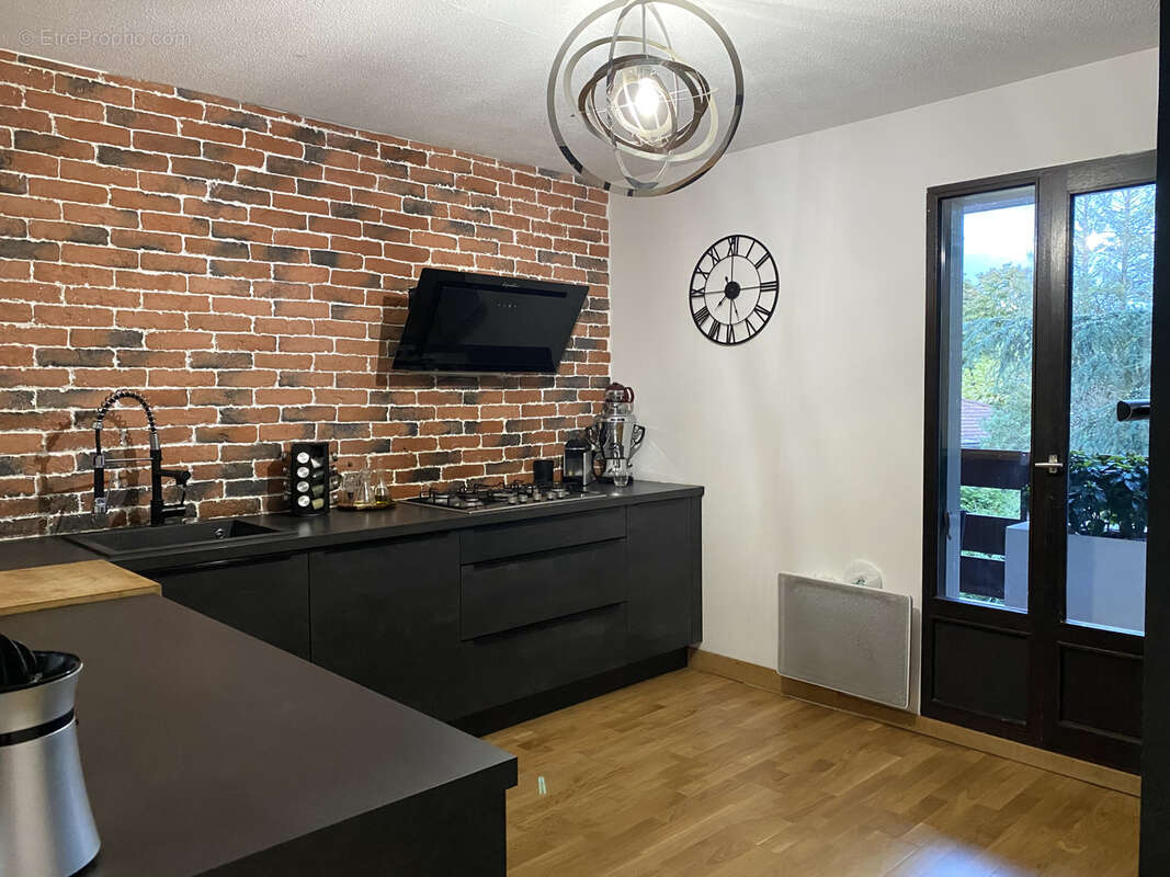 Appartement à LYON-9E