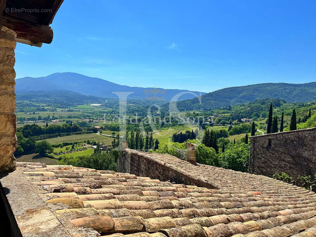Maison à VAISON-LA-ROMAINE