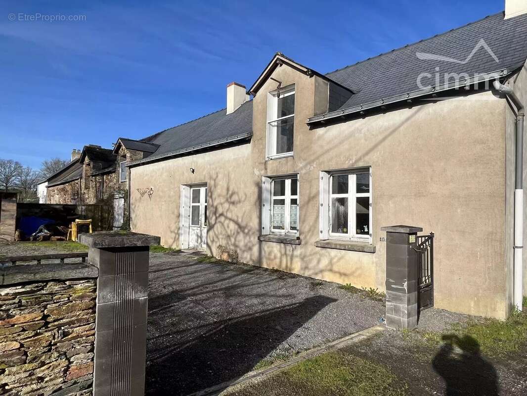 Maison à NORT-SUR-ERDRE