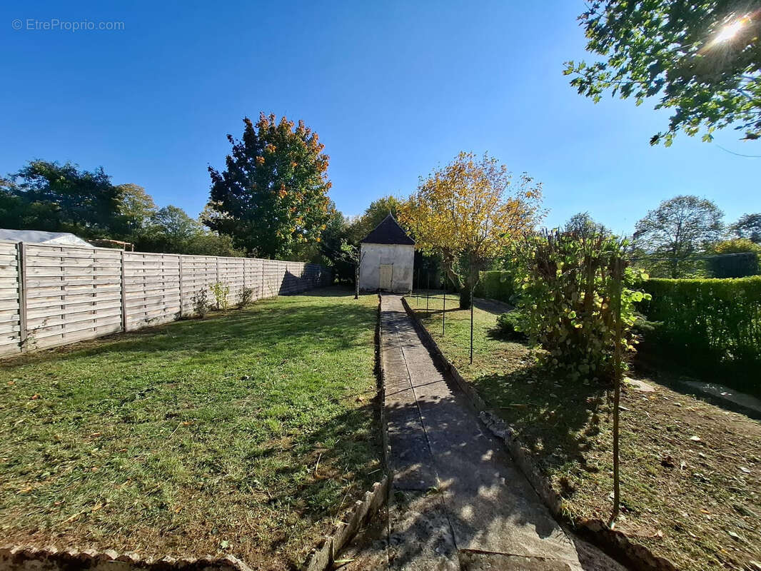 Maison à COULOMMIERS