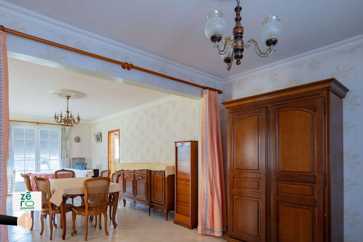 Maison à COMMEQUIERS