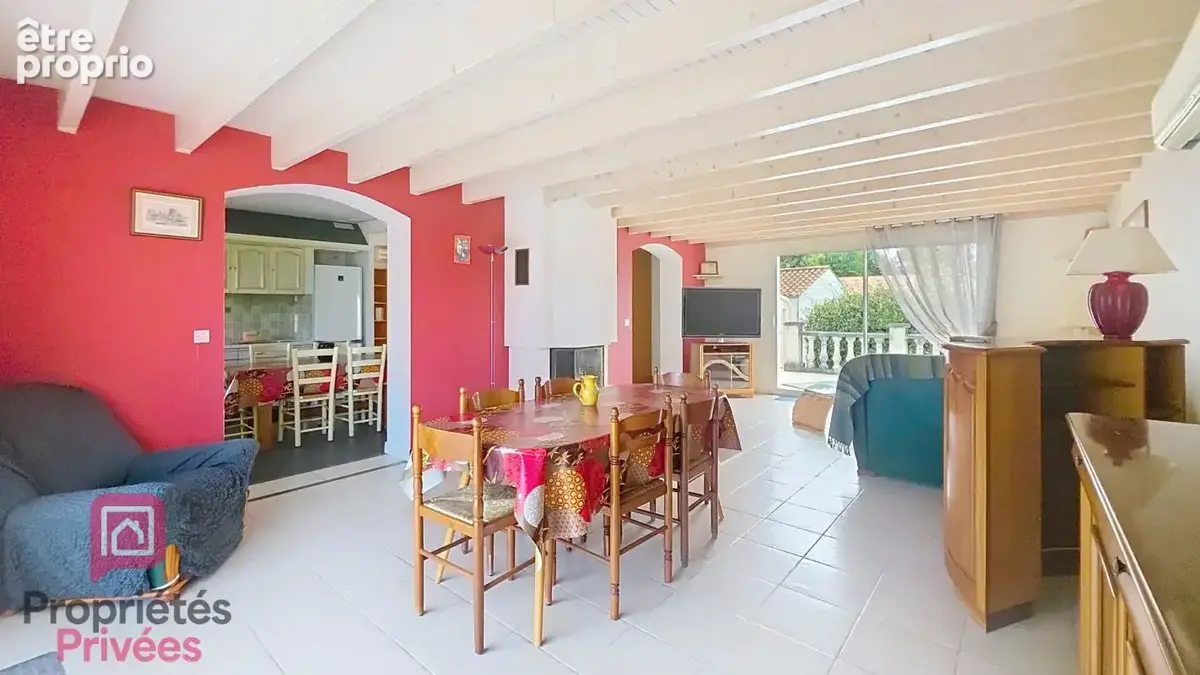 Maison familiale 115 m² avec piscine chauffée ? 3 chambres ? Double garage 100 m² ? Au calme - photo 5