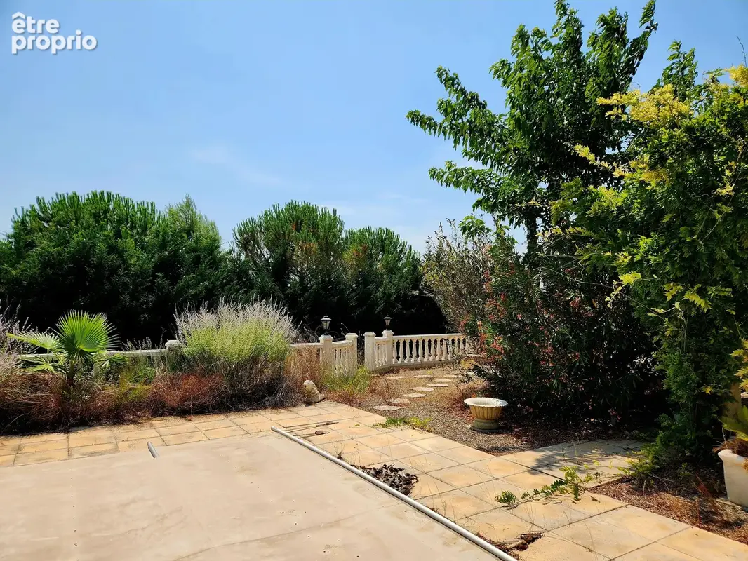 Élégante villa de 4 chambres à Limoux avec piscine et vues sur la campagne - photo 19