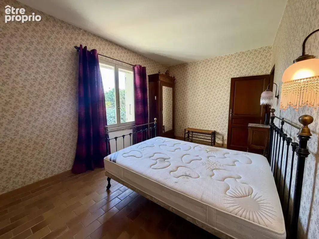 Maison 4 pièces 140 m² à vendre à Charleval (13350) - photo 11