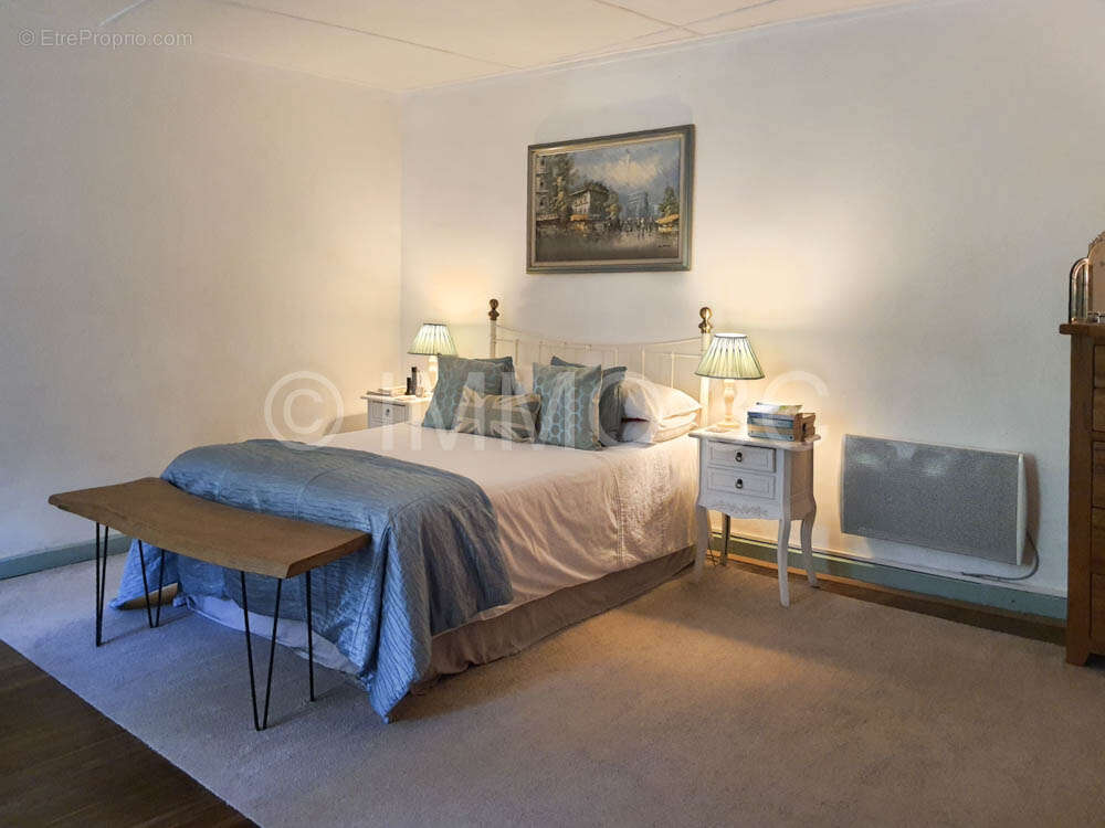Maison à CHEF-BOUTONNE