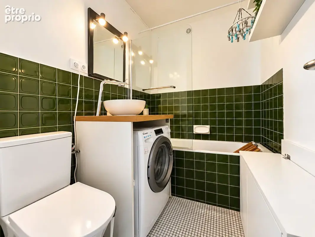 PLAGE & COMMERCES - Appartement en rez-de-jardin avec cave & parking - photo 5