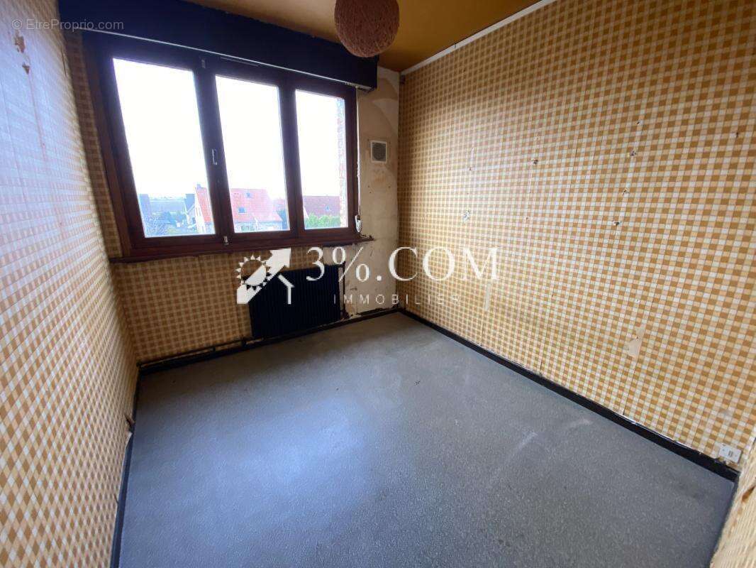 Maison à LA CHAPELLE-D'ARMENTIERES