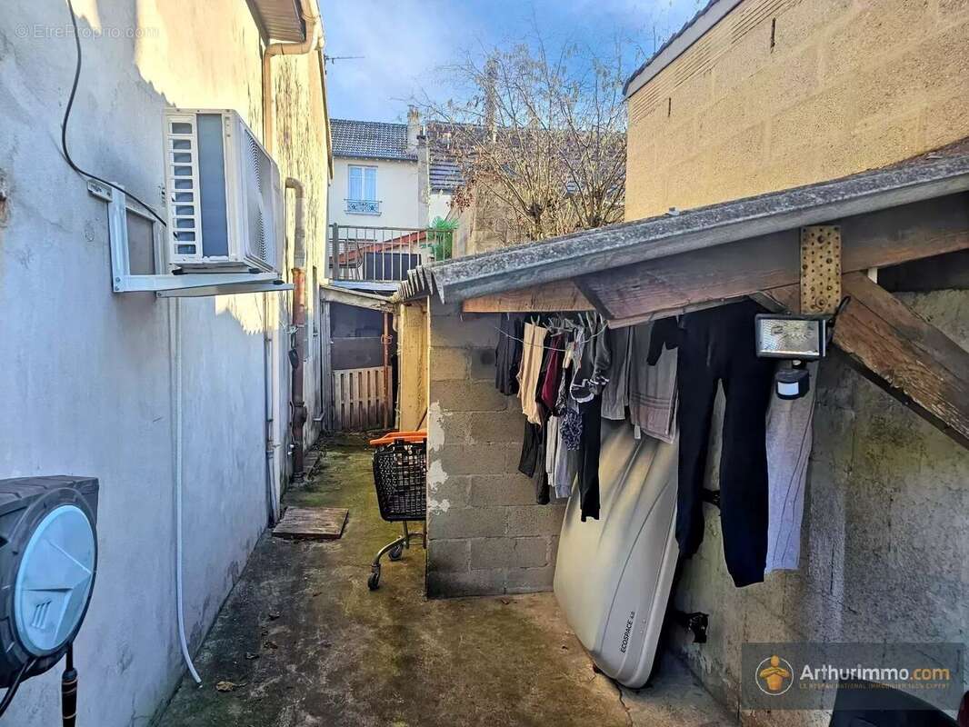 Maison à LES PAVILLONS-SOUS-BOIS