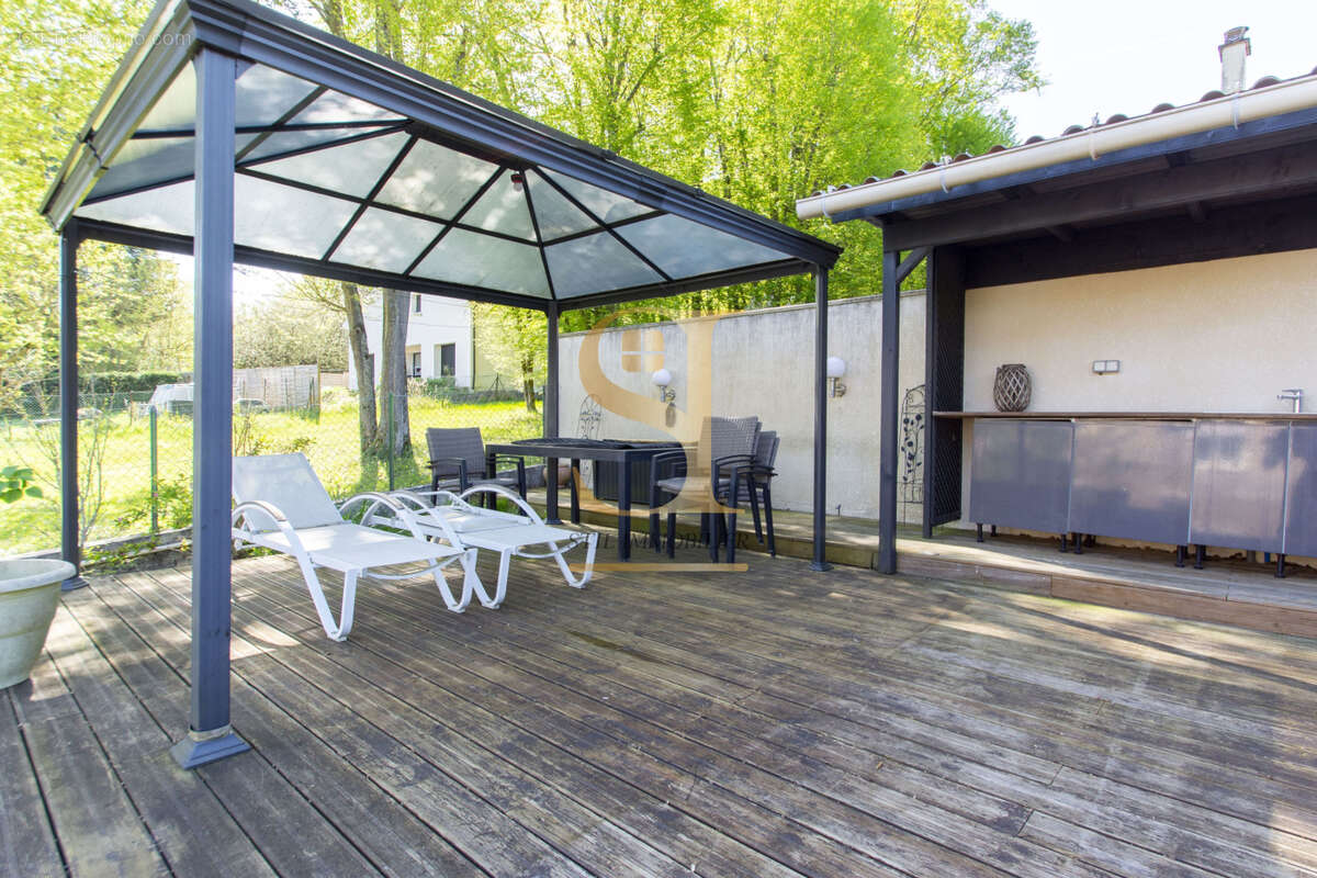 Maison à BOUSSY-SAINT-ANTOINE