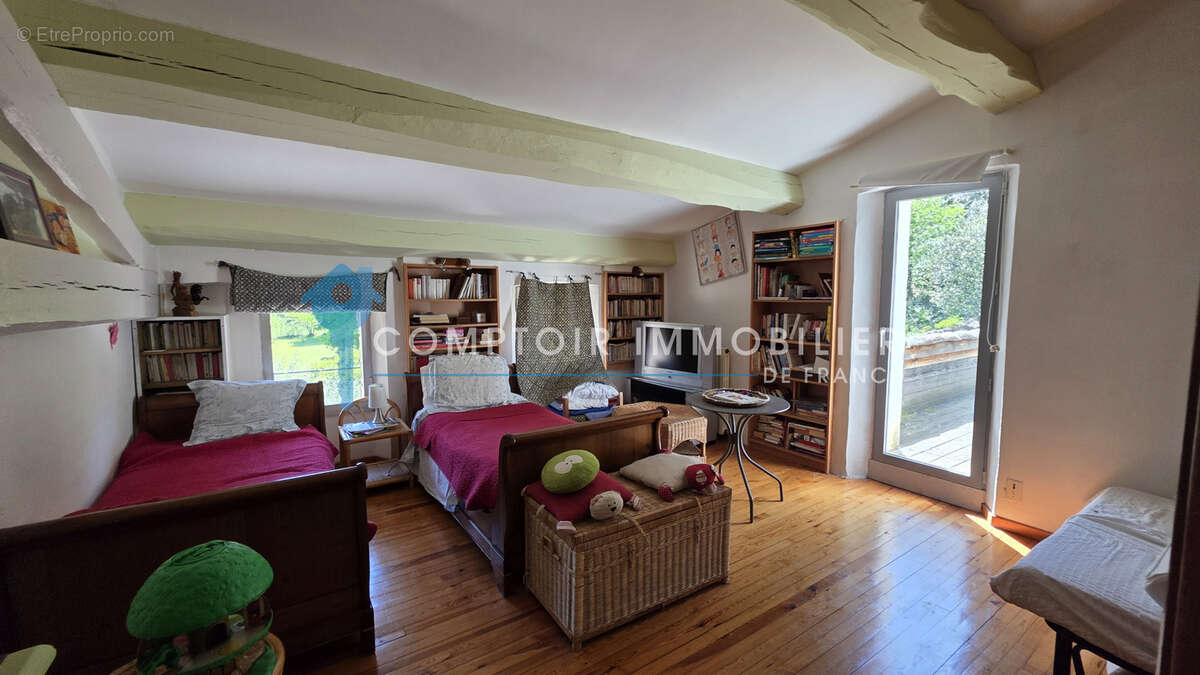 Dépt. 30 -   Mas en pierres de 220 m2 à CHAMBORIGAUD - Parcelles de 1,10 ha - photo 31