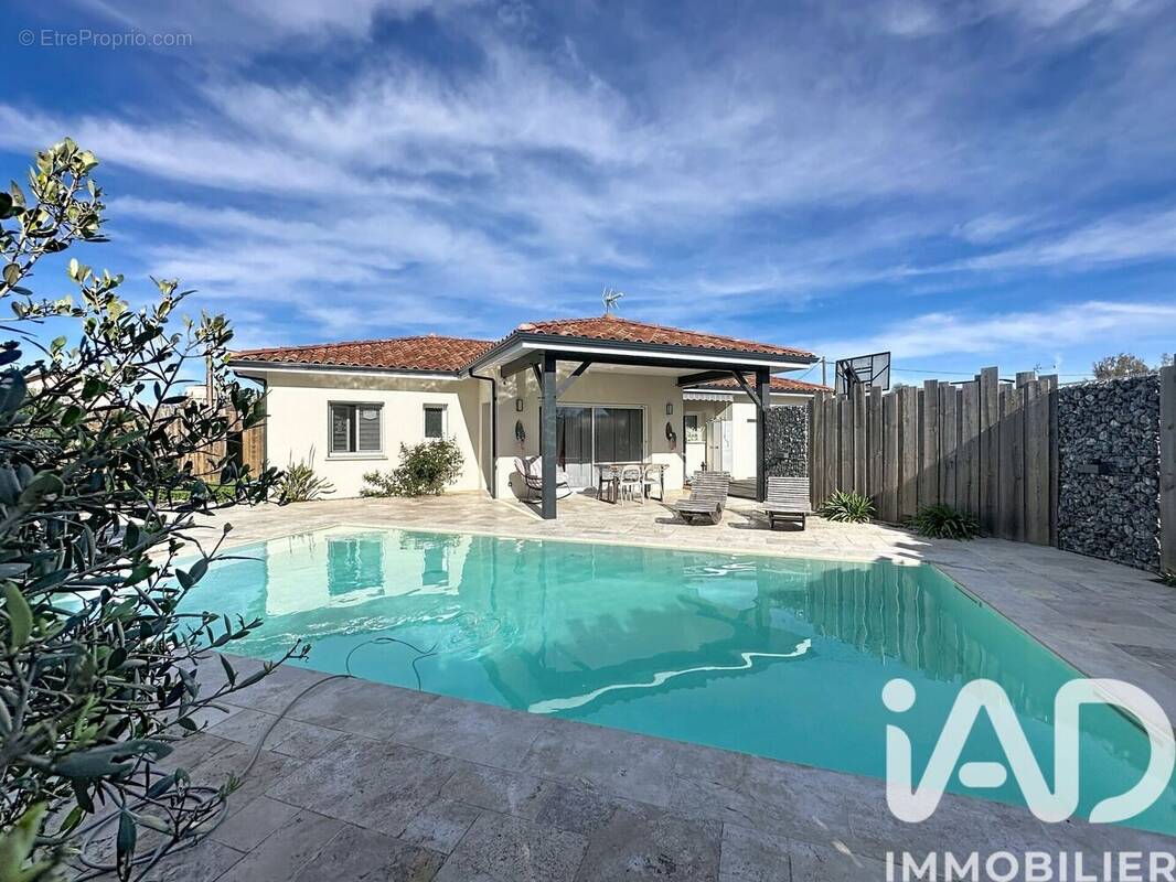 Photo 1 - Maison à POMAREZ