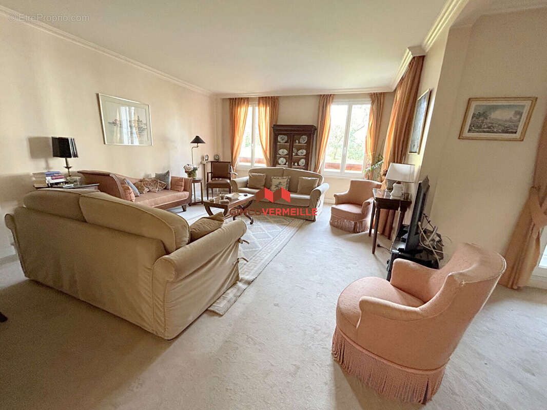 Appartement à LOUVECIENNES
