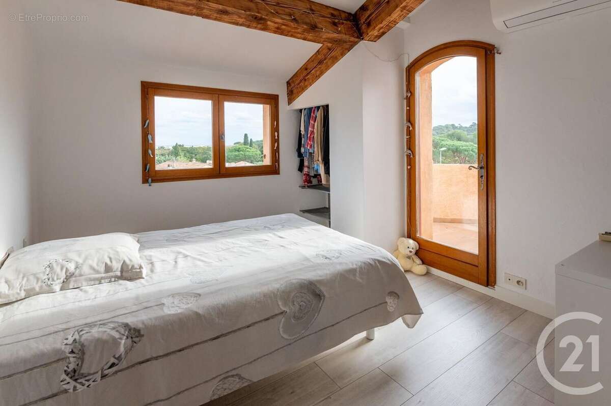 Maison à BORMES-LES-MIMOSAS