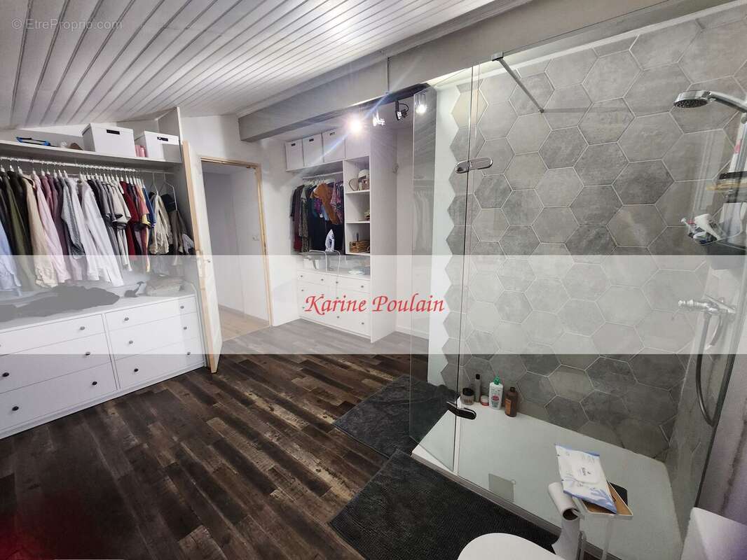 Maison à AMBARES-ET-LAGRAVE