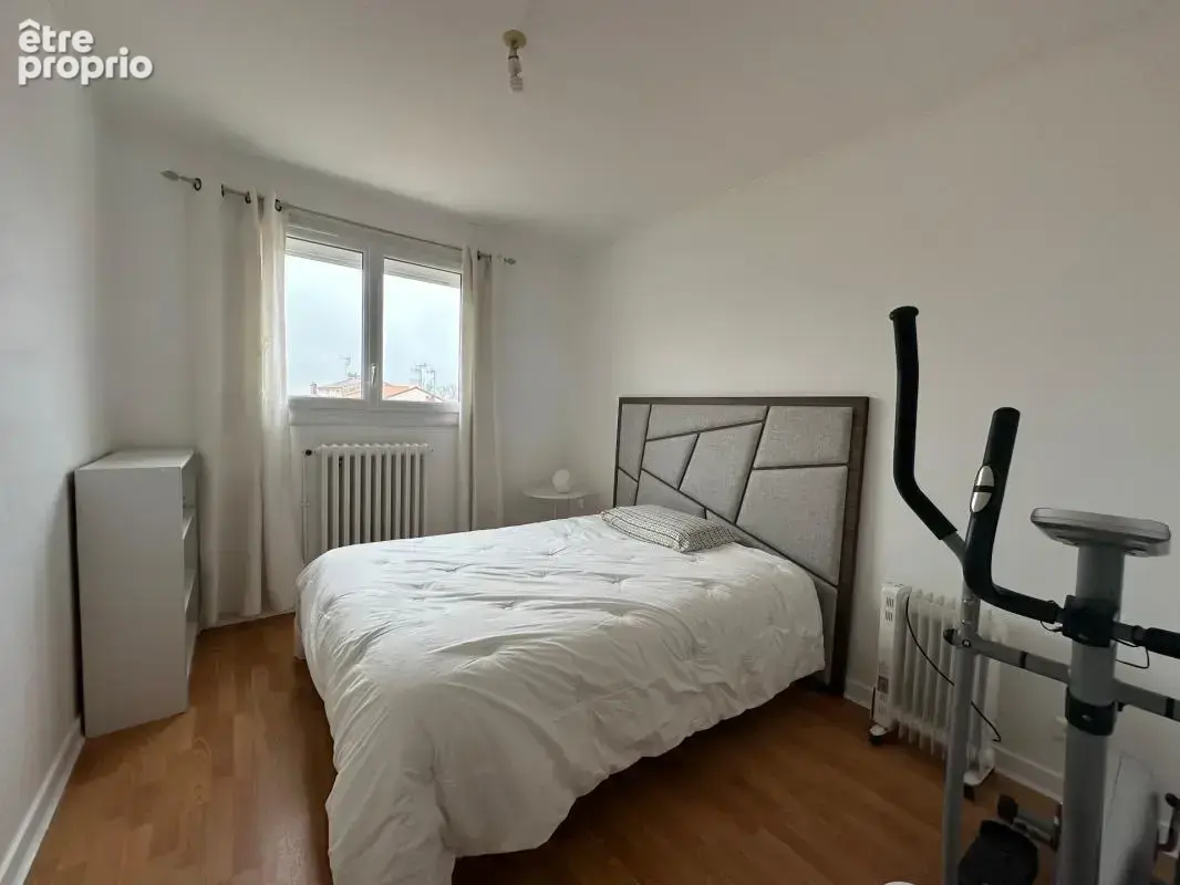 La Roche-sur-Yon sud, à Nieul-Le Dolent, maison, 4 chambres env. 157 m² - photo 8