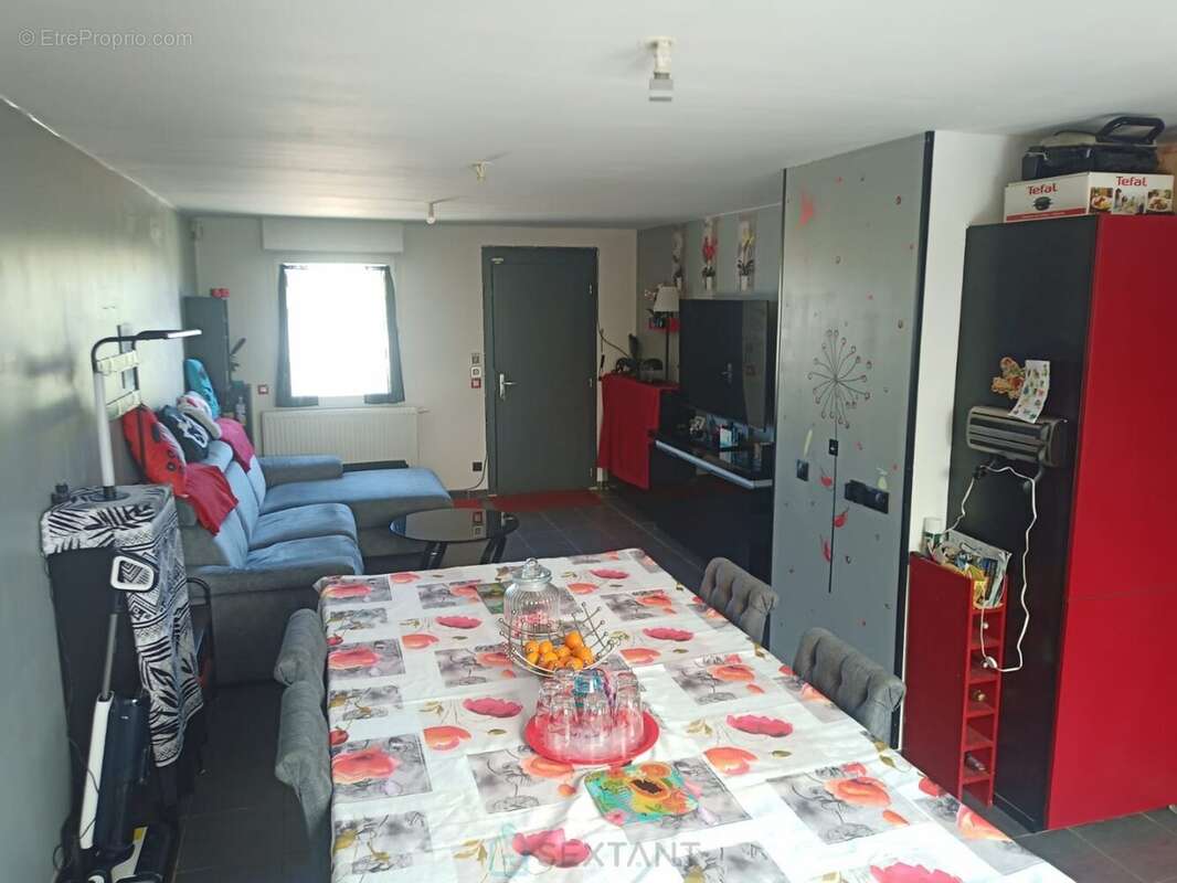 Maison à GIREMOUTIERS