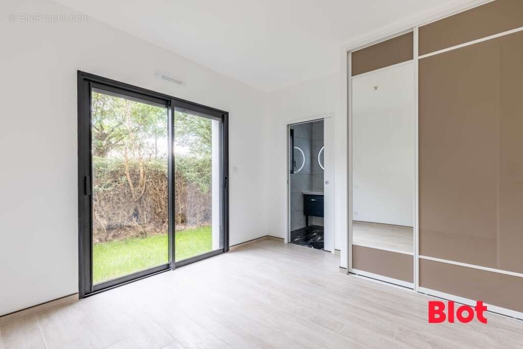 Maison à LA MEZIERE