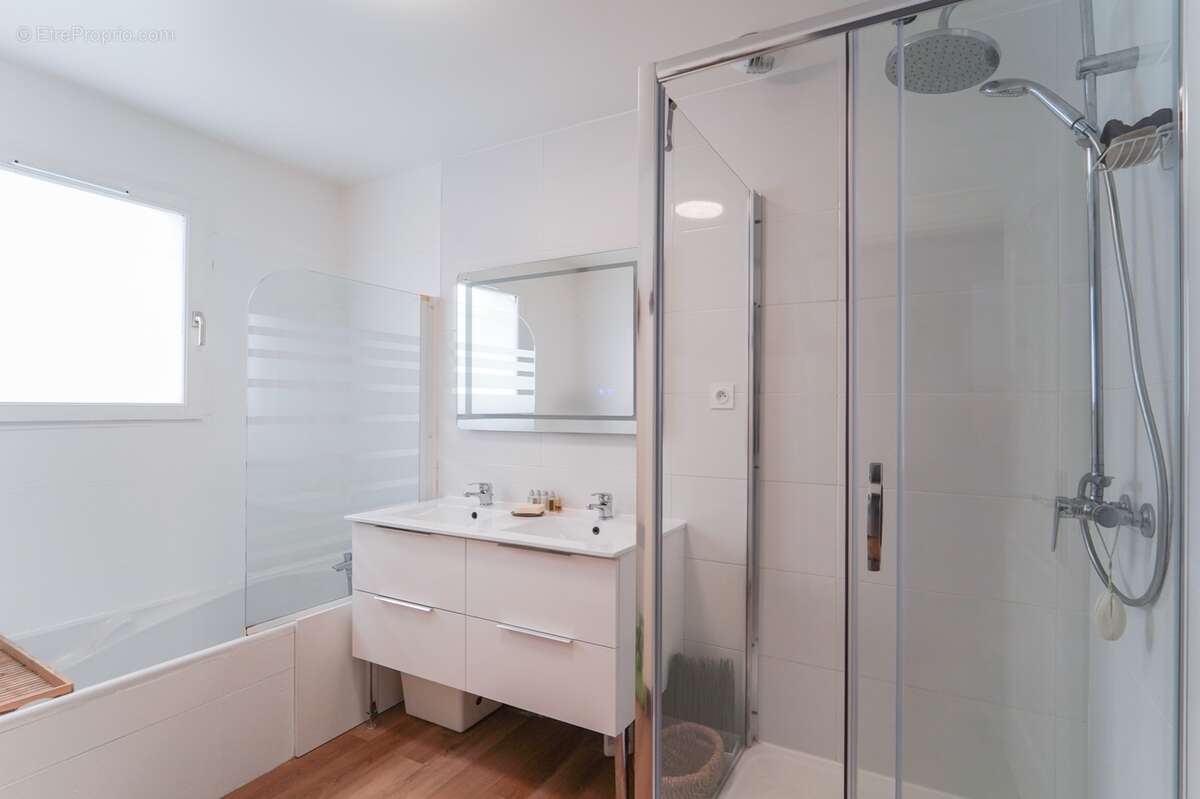 Dpt Haute Garonne (31), à vendre  maison P7 de 183 m² - Terrain de 1 816,00 m² - photo 10