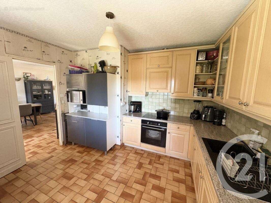 Maison à AIXE-SUR-VIENNE