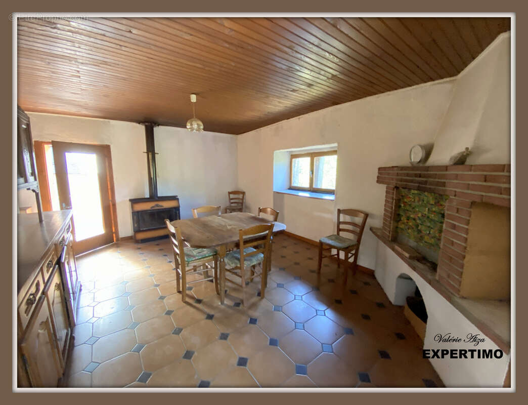 Maison de village avec terrain attenant - photo 3