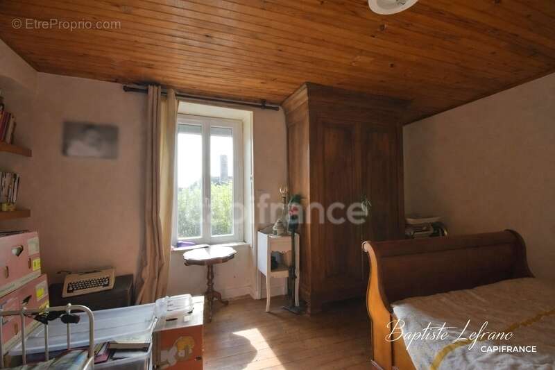 Maison à BAUGE