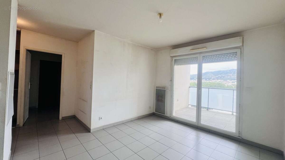 Appartement à MARSEILLE-10E