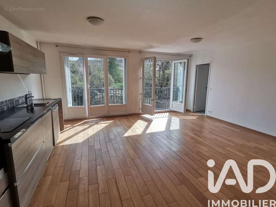 Photo 2 - Appartement à LE KREMLIN-BICETRE