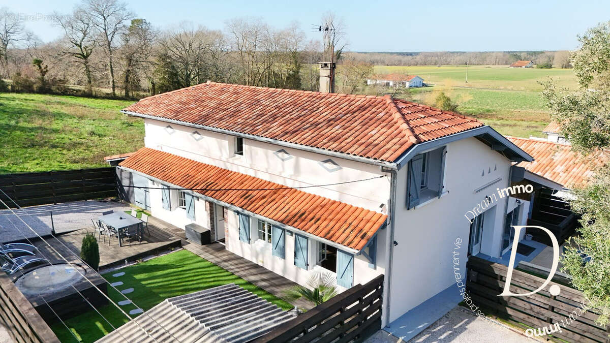 Maison à SAUBRIGUES