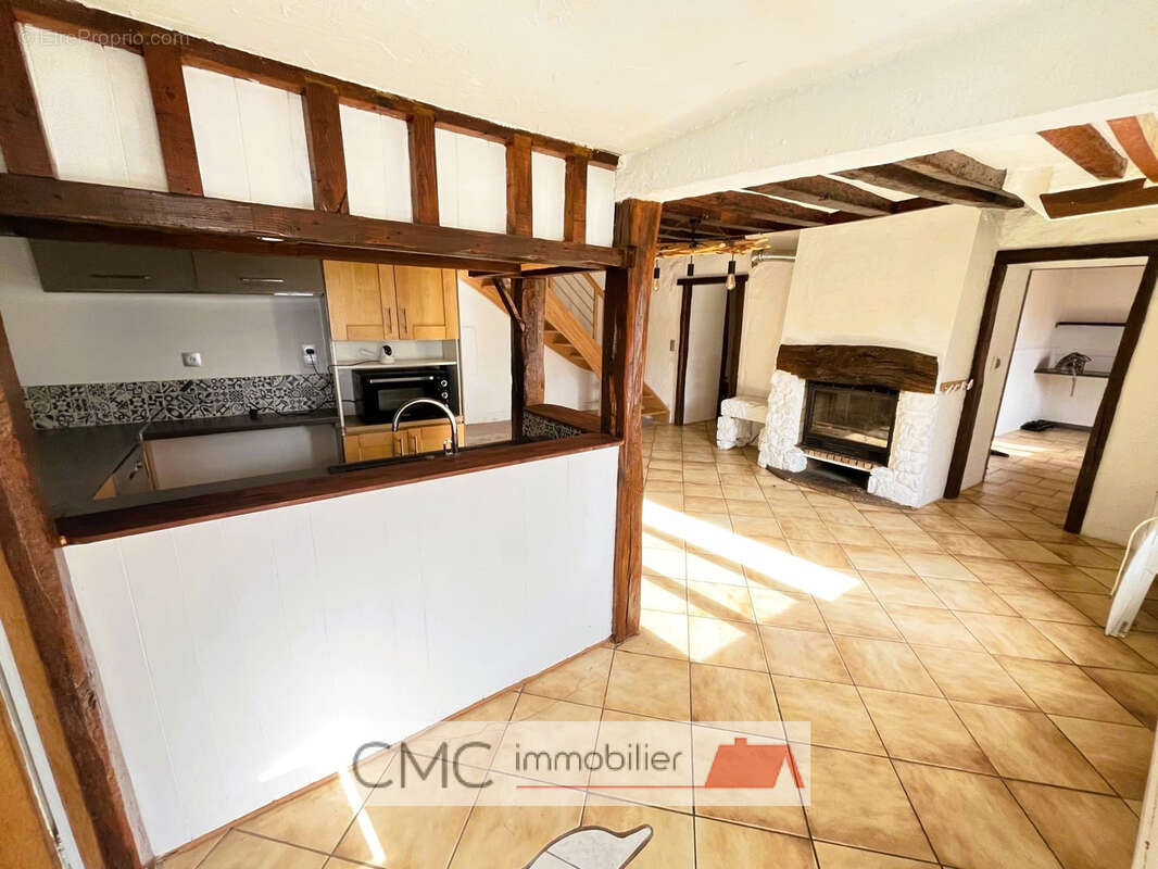Maison à VIABON