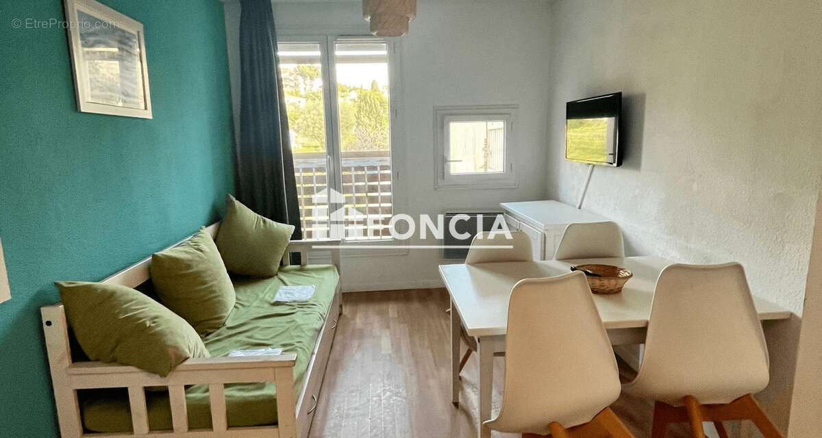 Appartement à LA LONDE-LES-MAURES