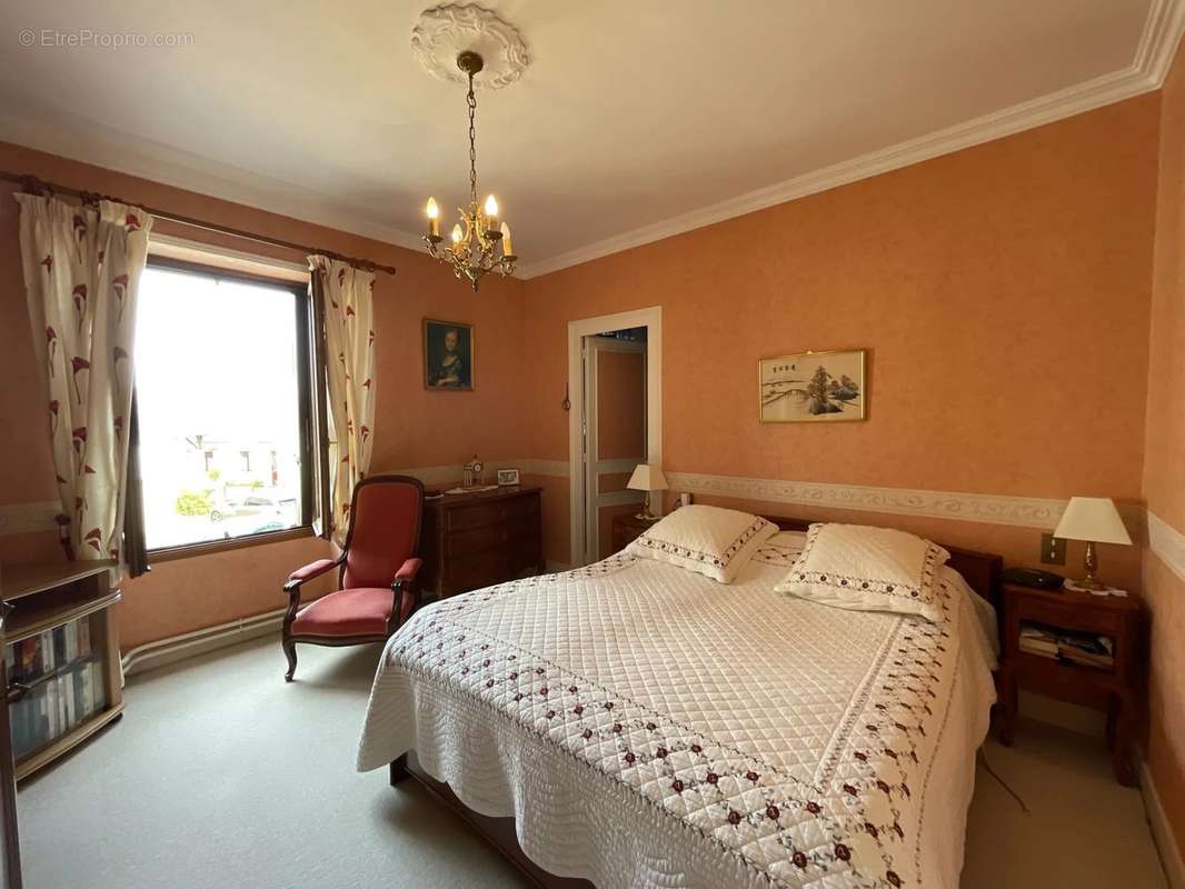 Maison à SAVIGNE-SUR-LATHAN