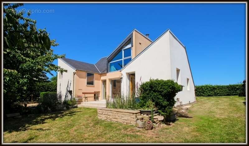 Maison à SAINT-PAIR-SUR-MER